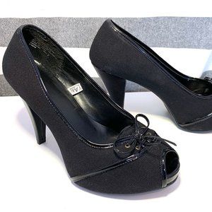Mossimo Delpha Oxford Peep Toe Heels